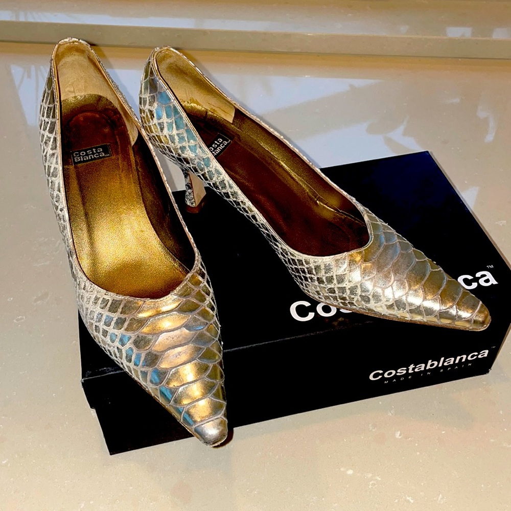 COSTA BLANCA Gold/Silver Snake Print Heels. Gorgeous. Size 7.5